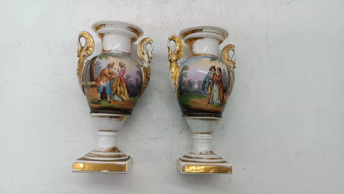 Ancienne Paire De Vases En Porcelaine Décorée Empire Français