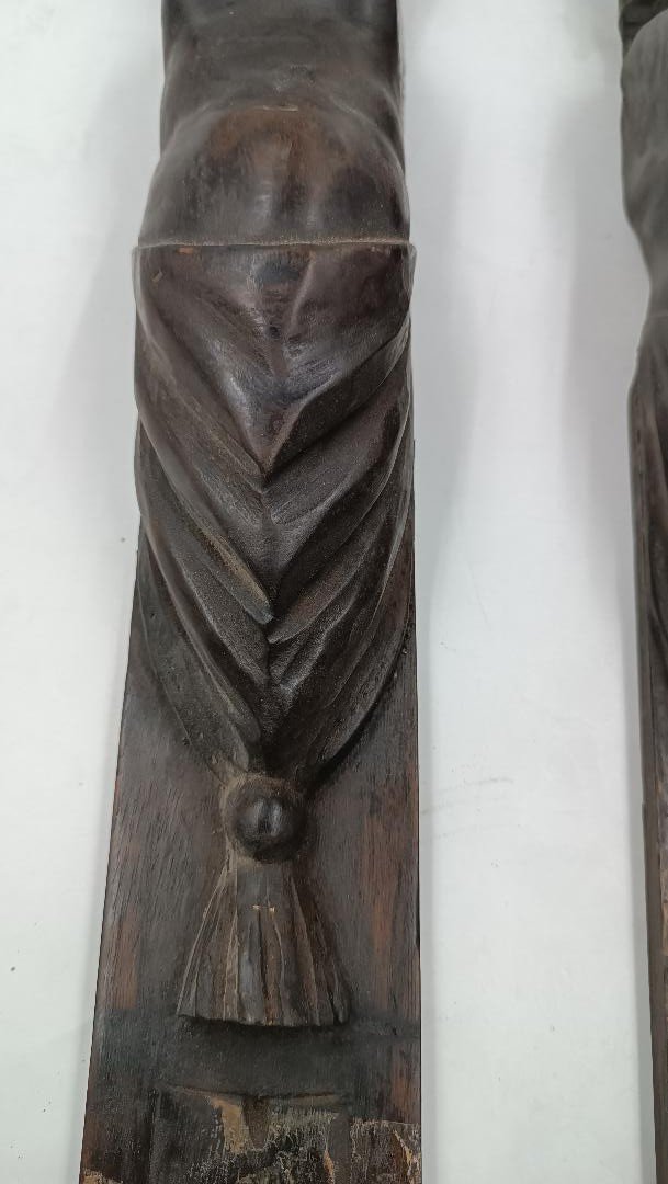 Pair Of Antique Walnut Wood Applications, 18th Century-photo-1