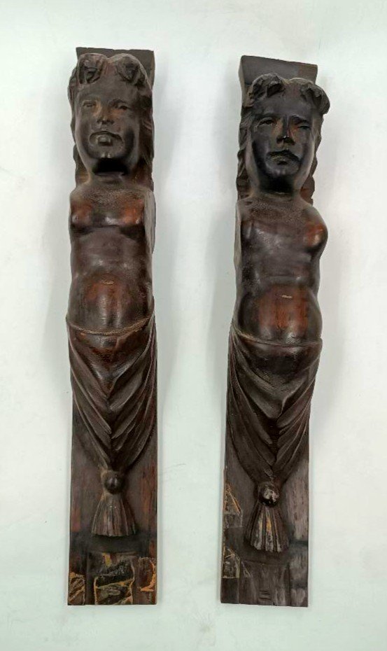 Pair Of Antique Walnut Wood Applications, 18th Century