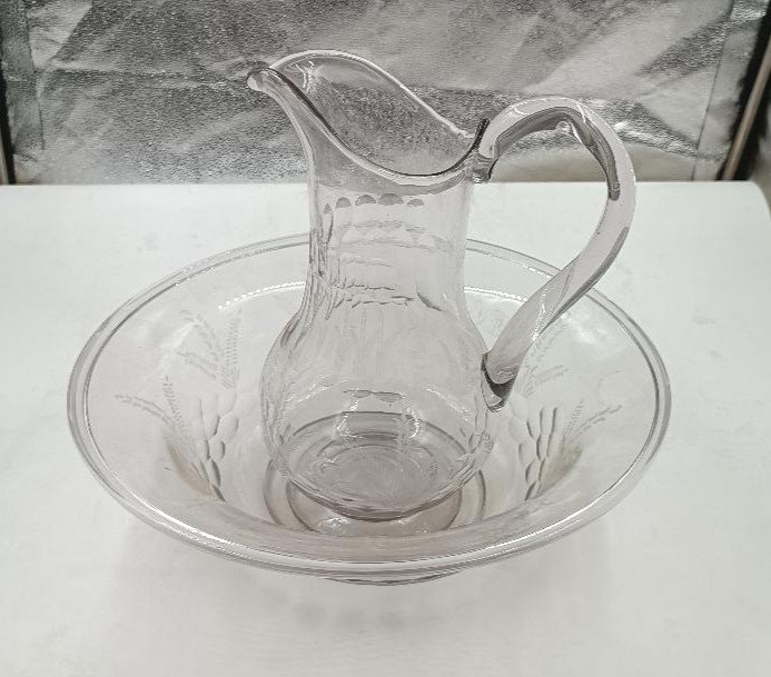 Large Antique Engraved Glass 19th Century Basin Tray With Jug