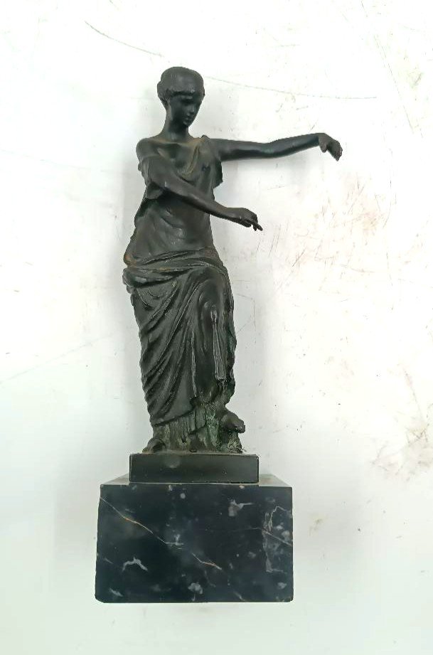 Sculpture En Bronze Victoire Ailée De Brescia Première Moitié Du XIXe Siècle