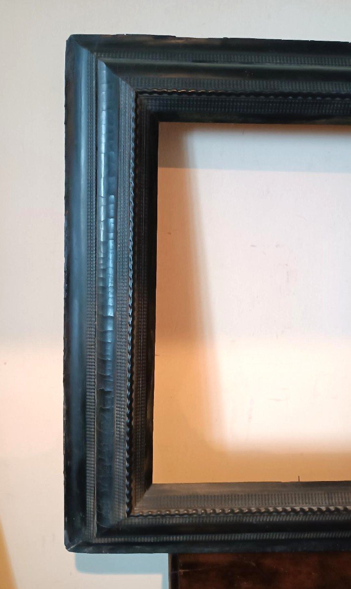 Large Antique Ebonized Guilloché Frame From The 17th Century-photo-3