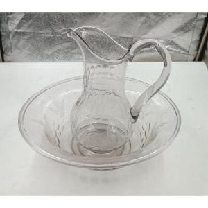 Grand Plateau De Vasque Antique En Verre Gravé 19ème Siècle Avec Cruche