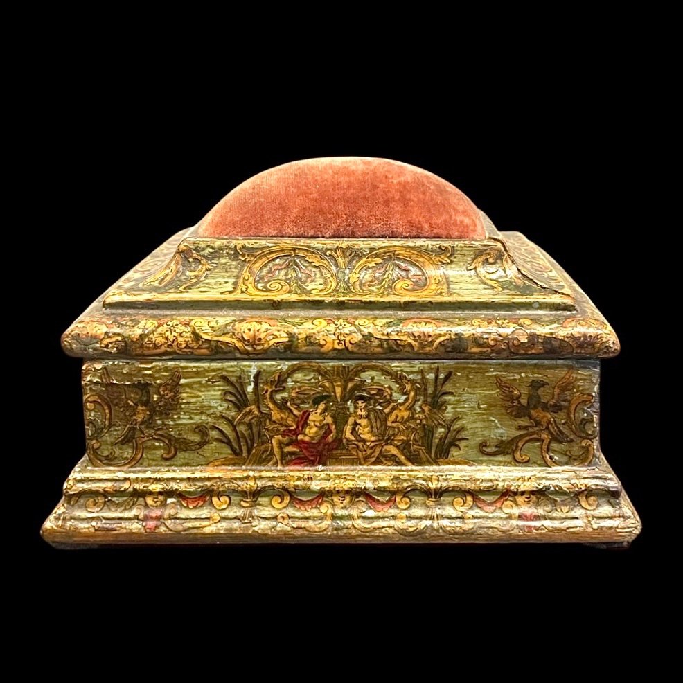 Inlaid And Lacquered Wooden Box With Neoclassical Characters And Motifs. 