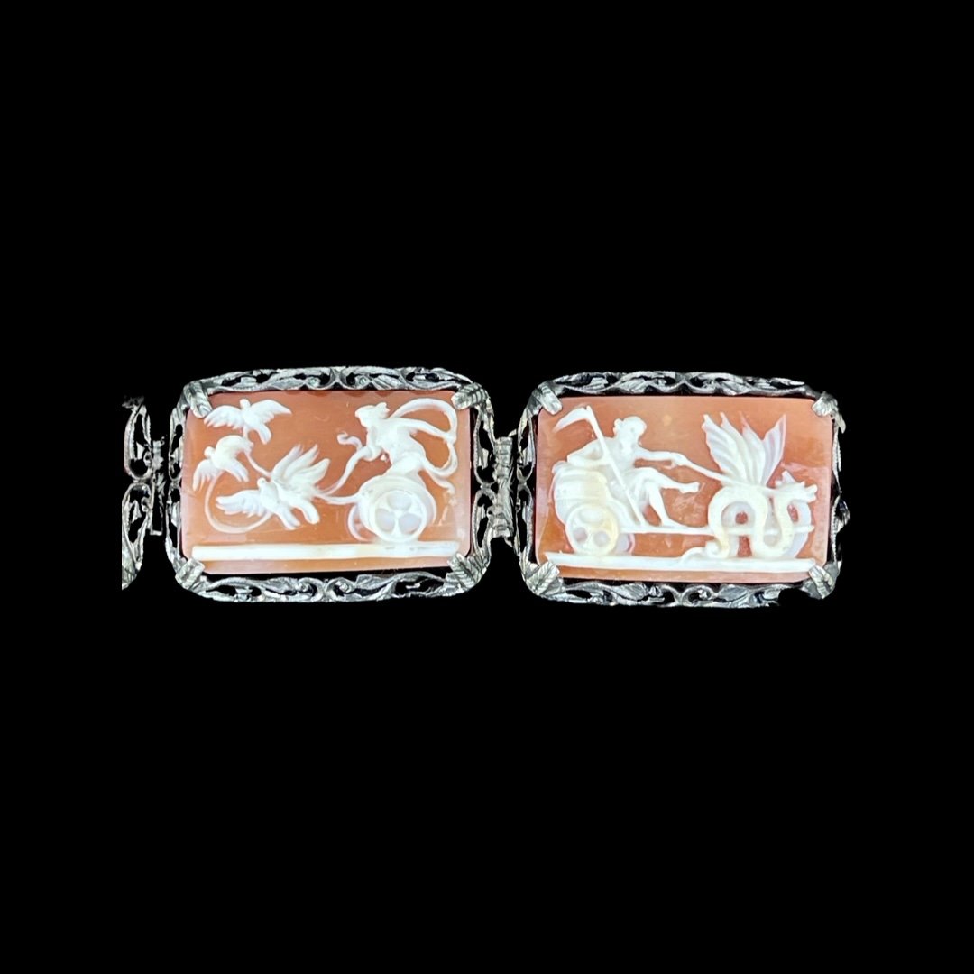Pierced Silver Bracelet With Vegetal Motifs And Seven Cameos With Neoclassical Scenes. -photo-3