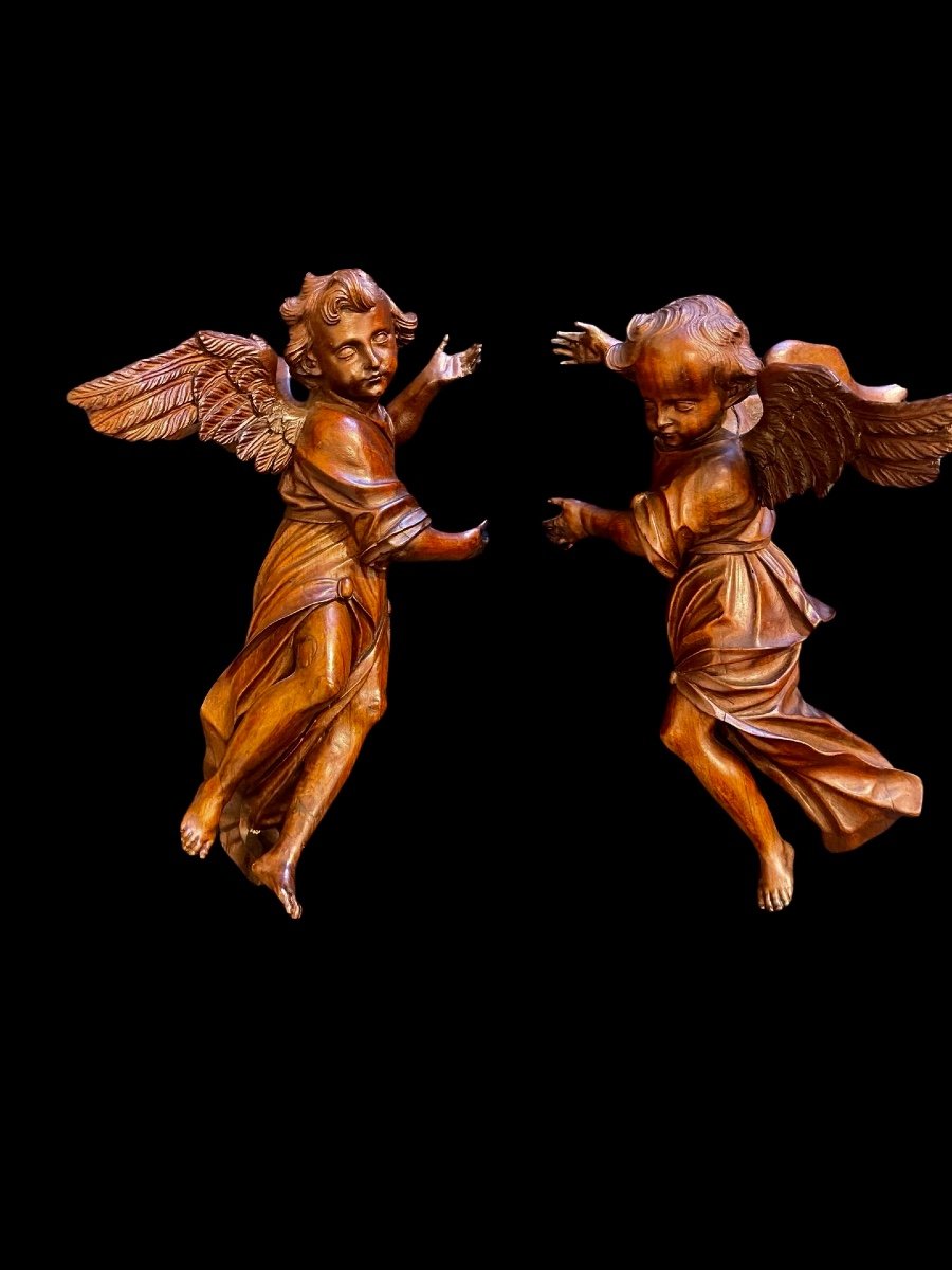 Pair Of Full-figure Angels In Carved Wood. Liguria. 