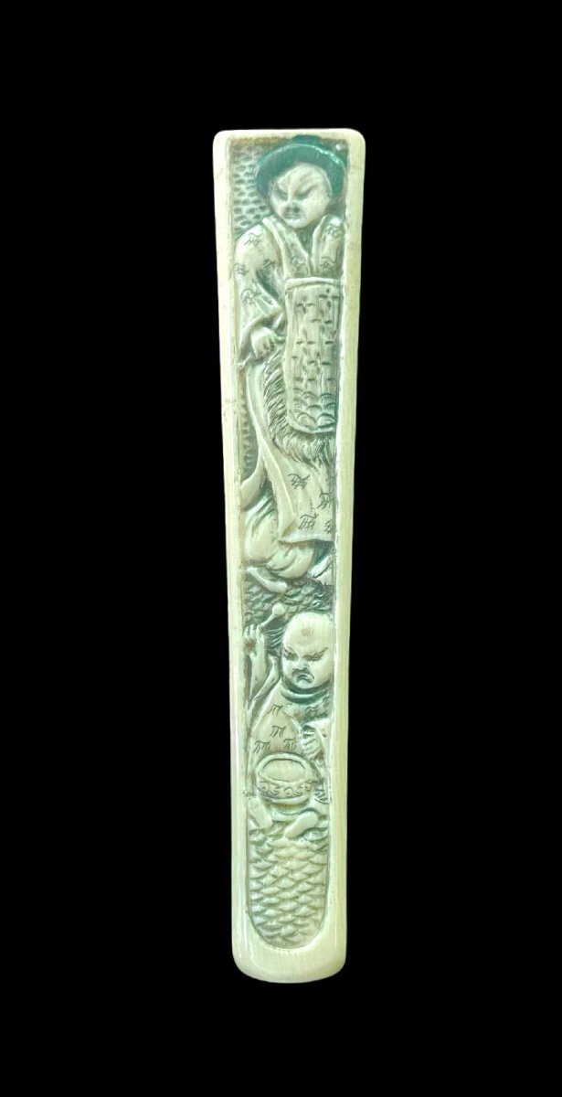 Walking Stick With A Vertical Square-section Knob Engraved In Bas-relief With Oriental Figures-photo-2