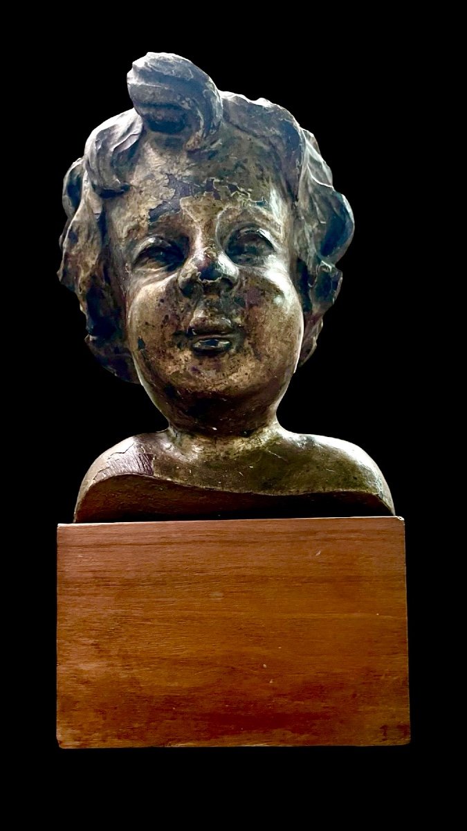 Bust Of A Child In Carved And Gilded Wood In Mecca Mounted On A Wooden Base. -photo-2