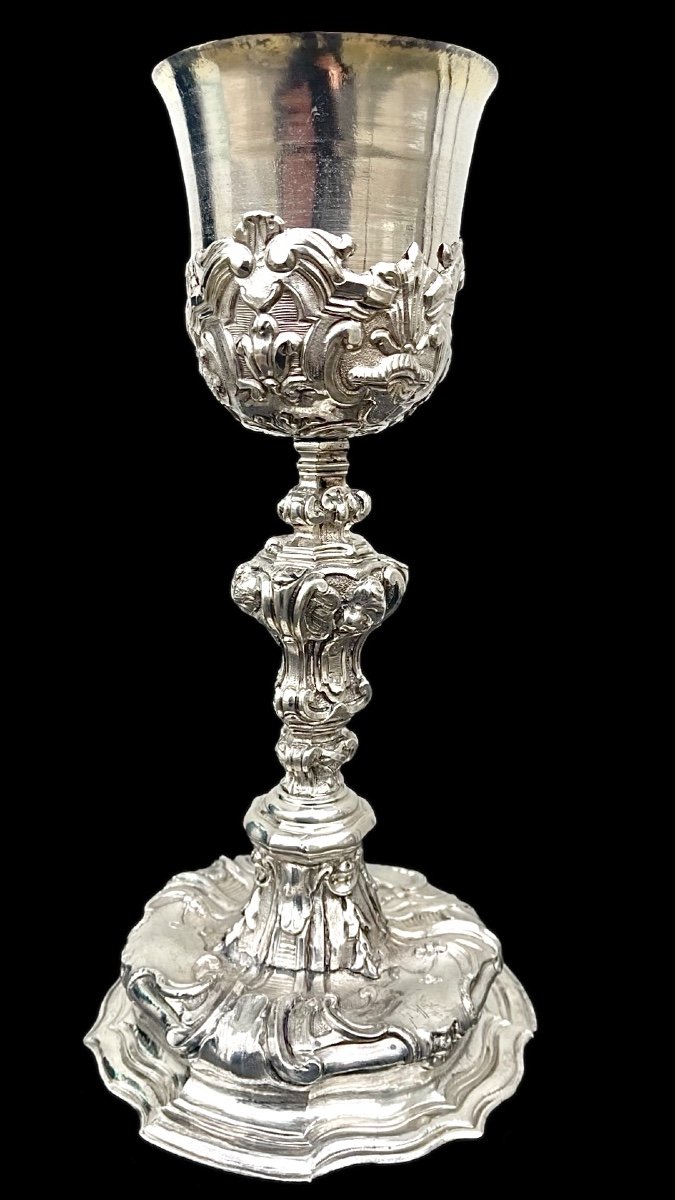 Embossed Silver Chalice With Tapered Globular Body Decorated With Rocaille Motifs And Cherubs-photo-1