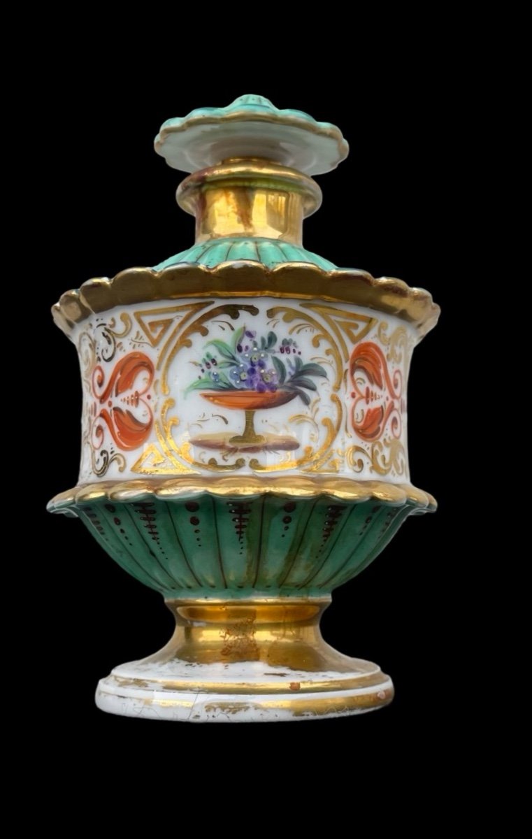 Oriental-inspired Polychrome Porcelain Perfume Bottle With Flower Basket Decoration -photo-3