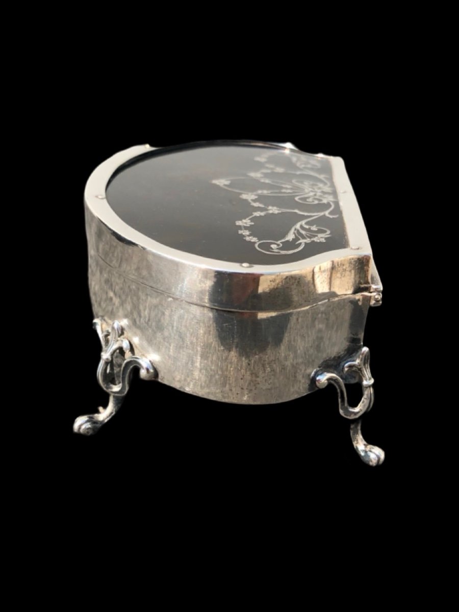 Art Nouveau Four-legged Silver And Tortoiseshell Box With Floral Inlays. -photo-3