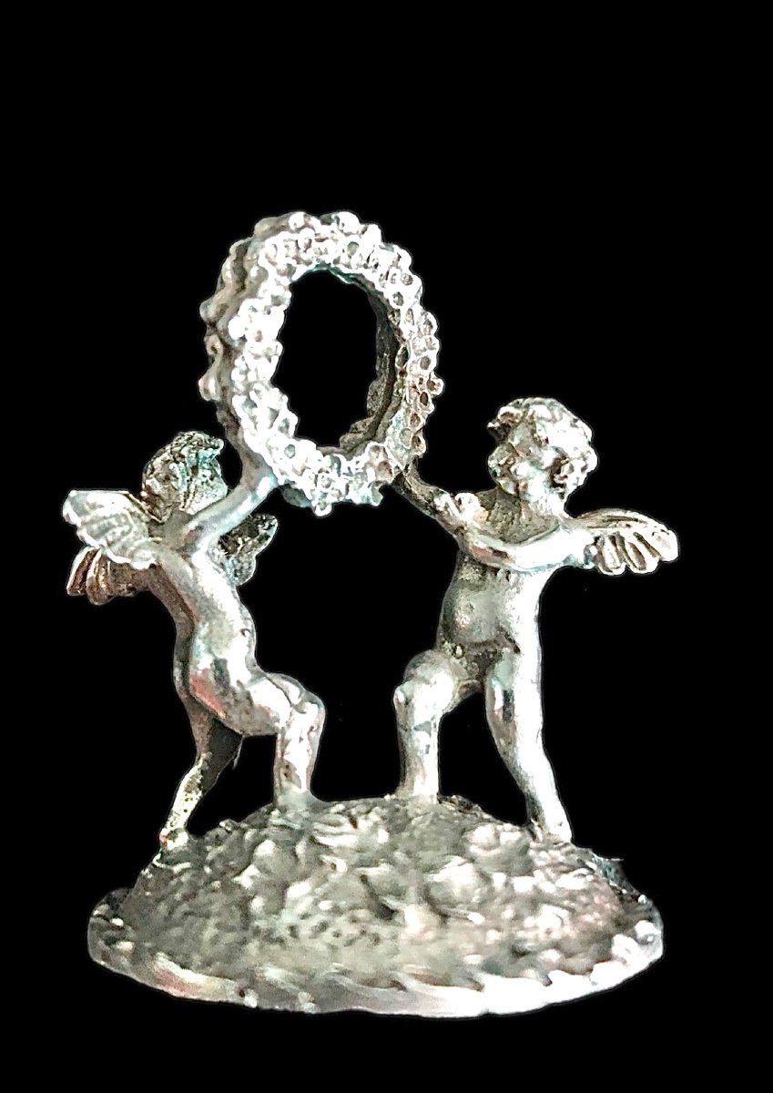 Set Of Six Silver Place Markers With A Pair Of Cherubs Holding A Garland. Im-photo-2