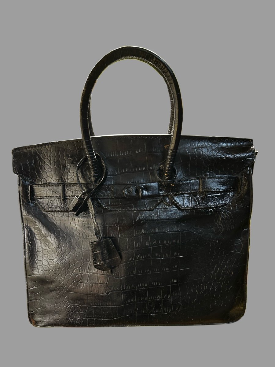 A Very Fine Bronze Handbag