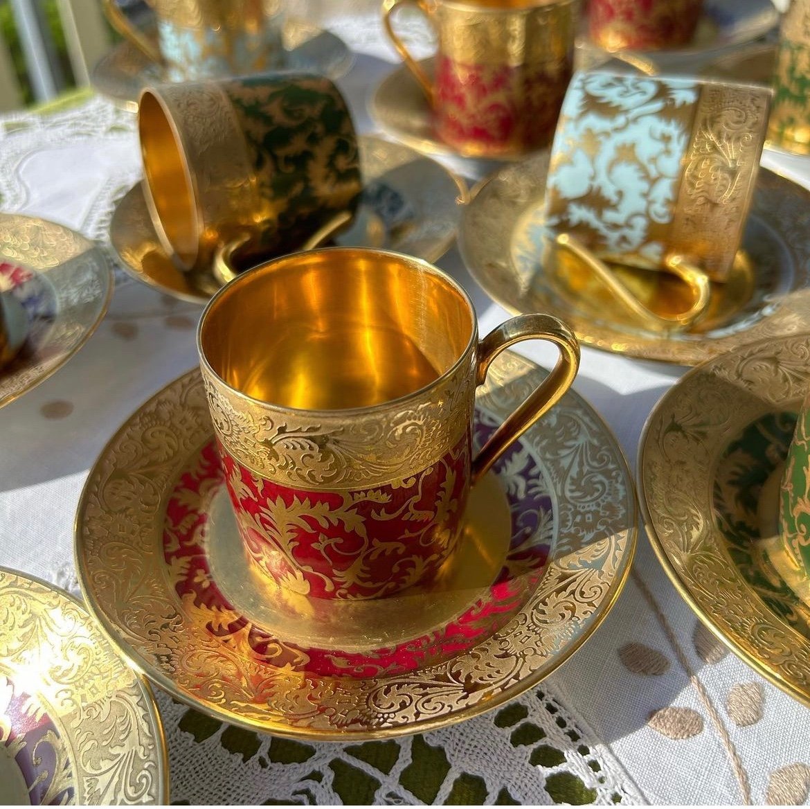 G Dumas Fils Limoges 6 Coffee Cups And 6 Saucers In Handmade Gold Limoges Porcelain. "-photo-3