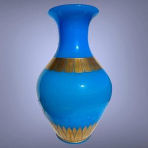 Vase En Opaline Bleu Turquoise Baccarat France 