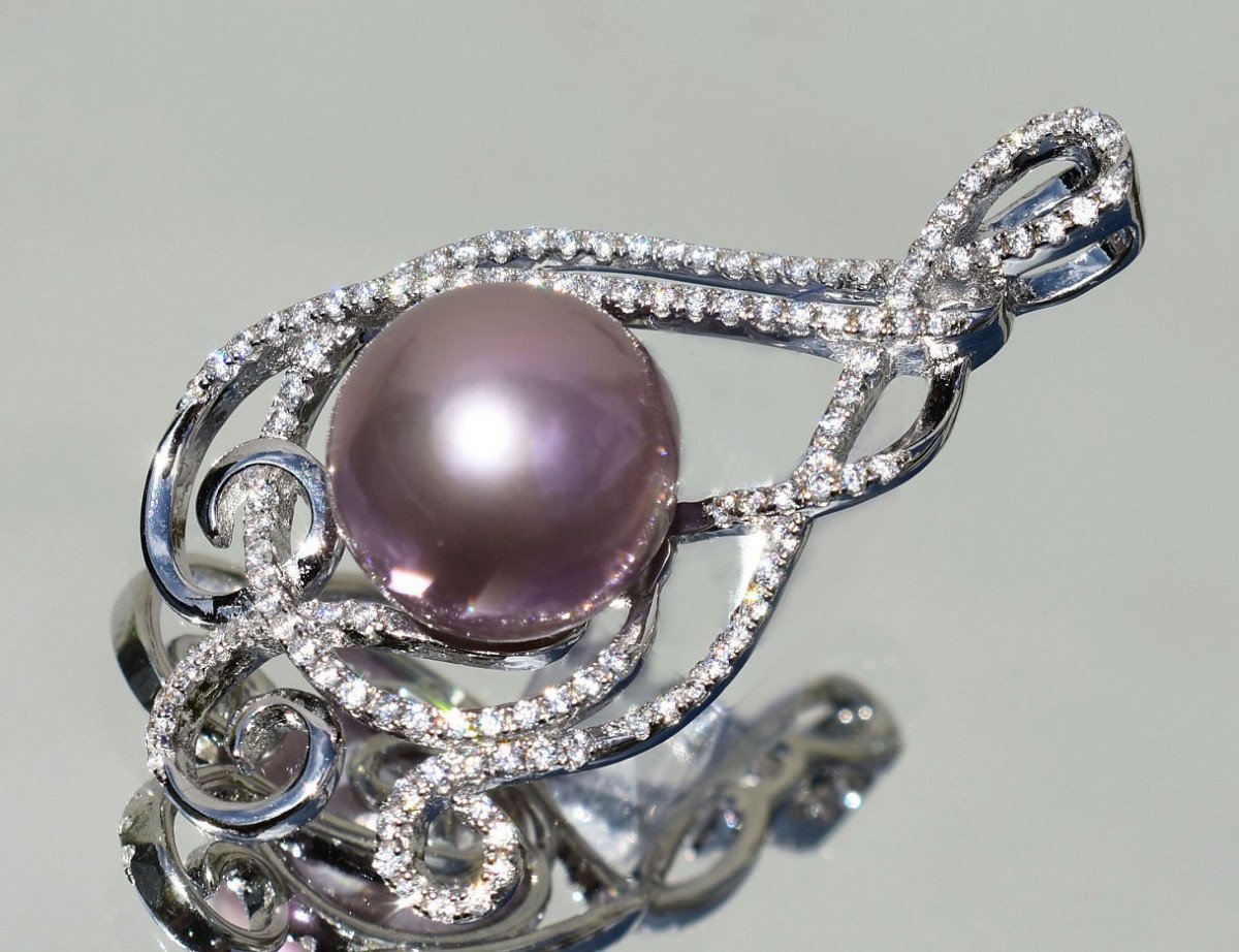 Large Silver And Pearl Pendant-photo-2