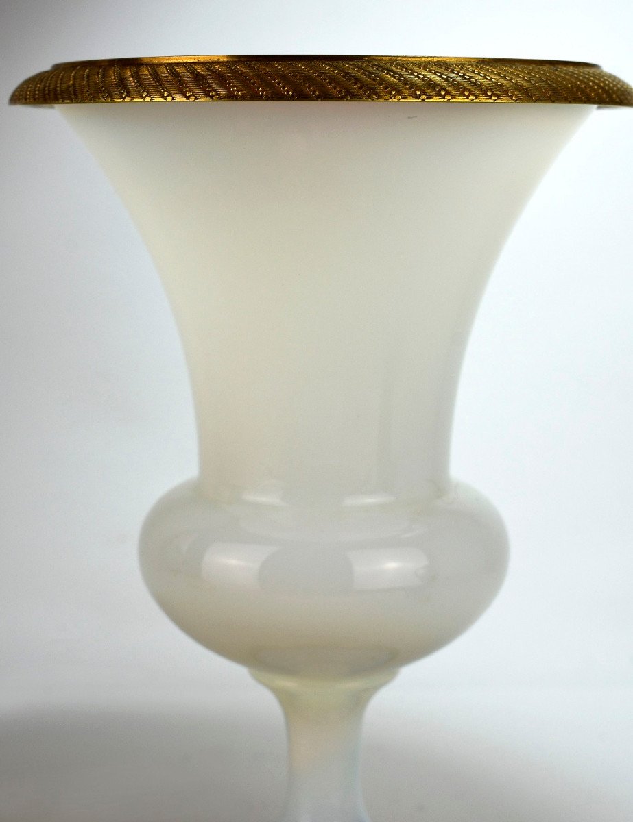 Medici Vase In Opal Crystal. Nineteenth Century-photo-4