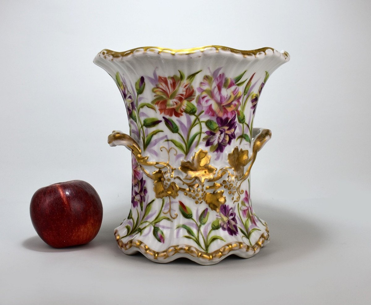 Paris Porcelain Vase. 19th Century-photo-2