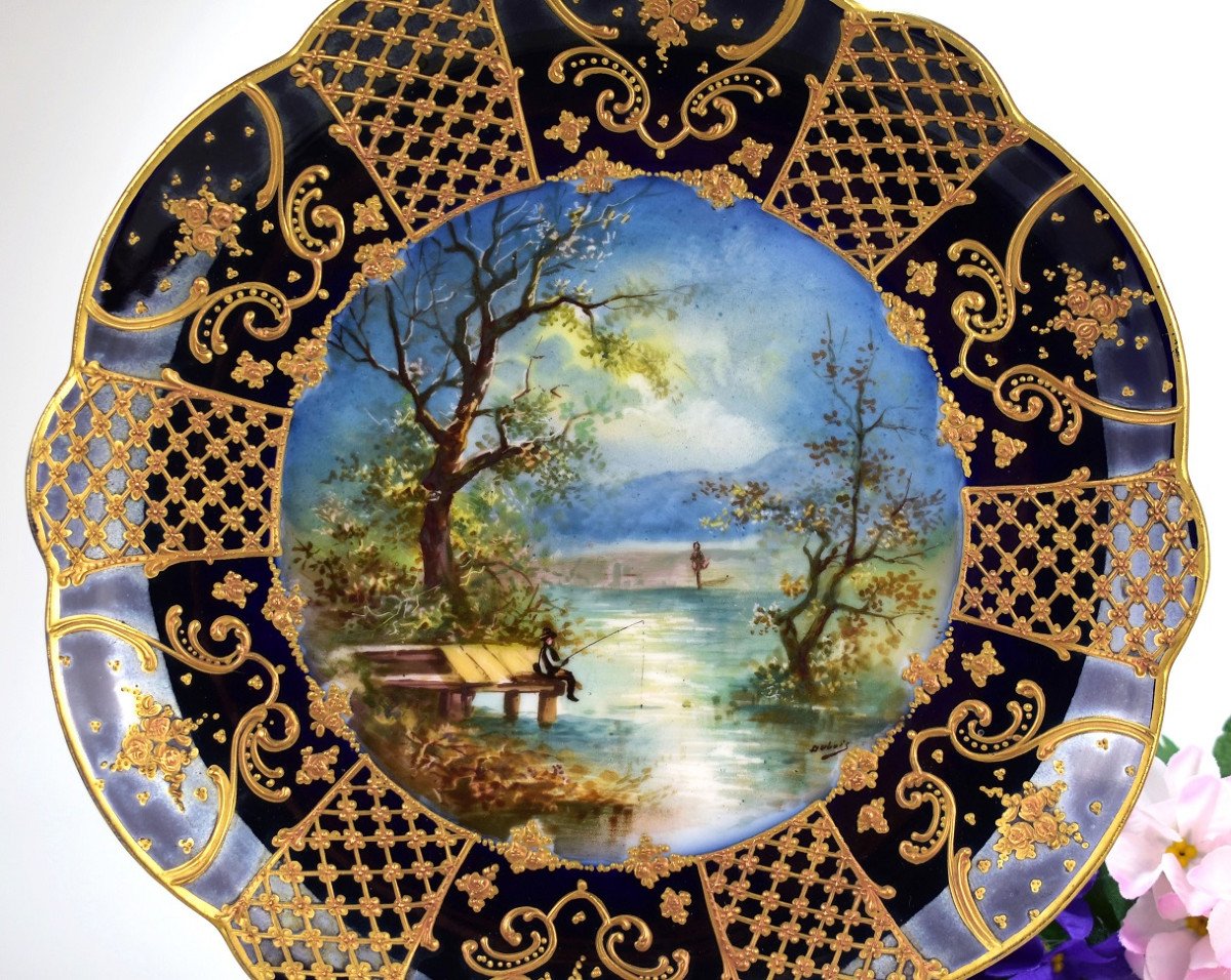 Assiette en porcelaine de Limoges.Dubois