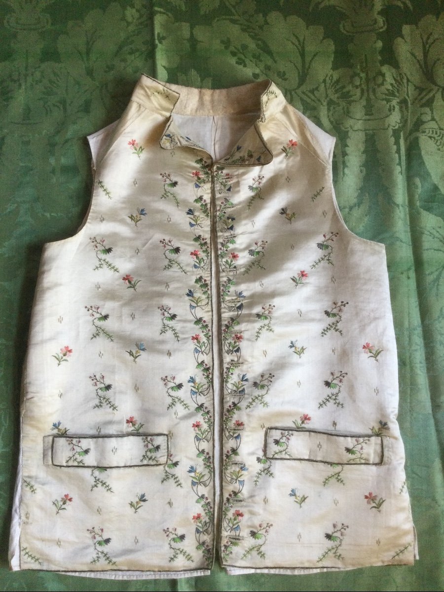 Embroidered Silk Vest, 18th Century.