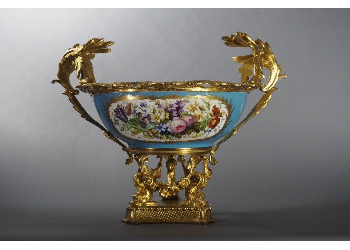 Grande coupe en porcelaine, monture en bronze doré - style SEVRES-photo-2