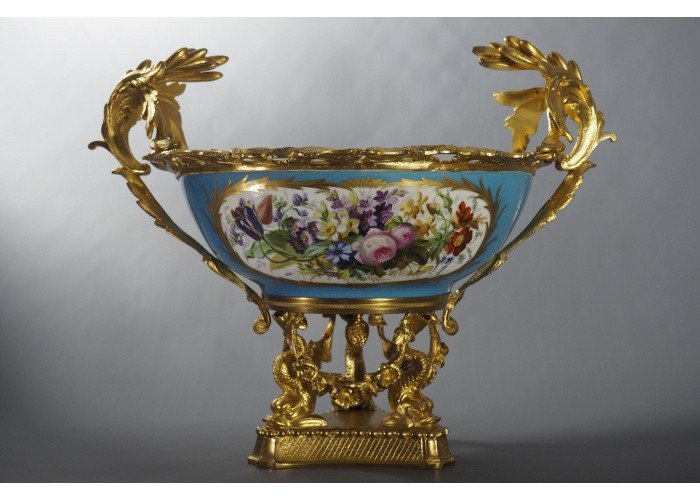 Grande coupe en porcelaine, monture en bronze doré - style SEVRES-photo-2