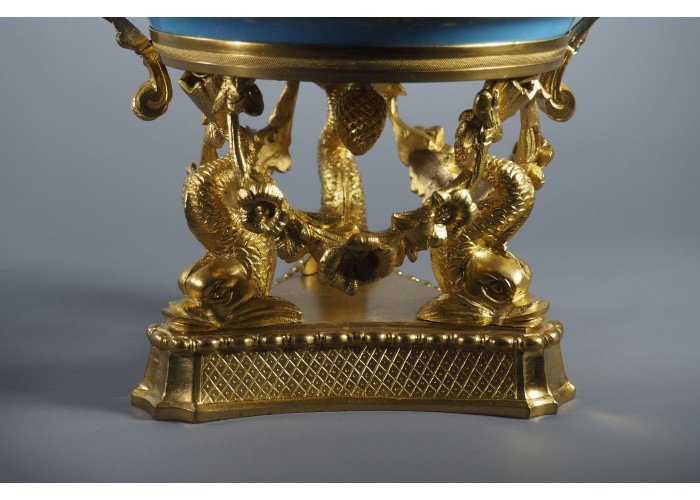 Large Porcelain Cup On Gilt Bronze Frame-photo-6