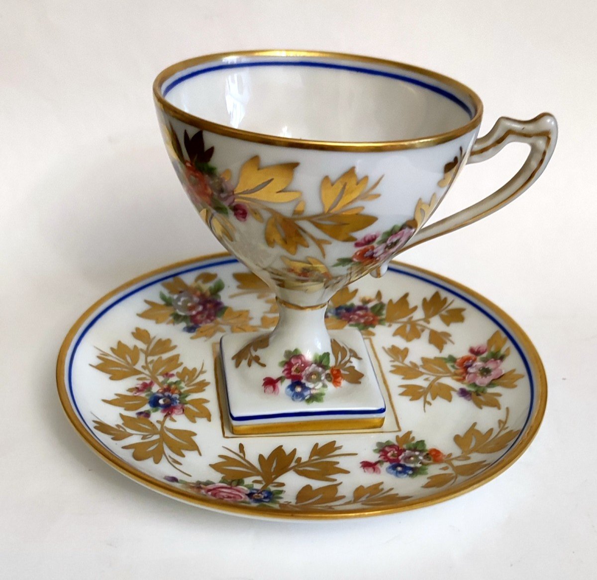 Tasse A Cafe Moka Porcelaine Limoges Haviland Decor Rinceaux Or Fond Blanc-photo-2