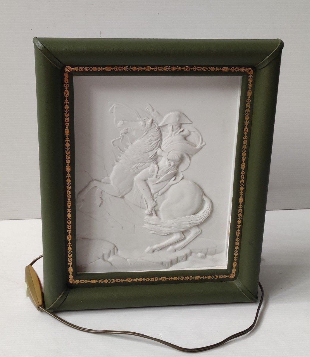 Lampe Napoleon Bonaparte A Cheval Bas Relief Porcelaine Limoges Haviland-photo-3