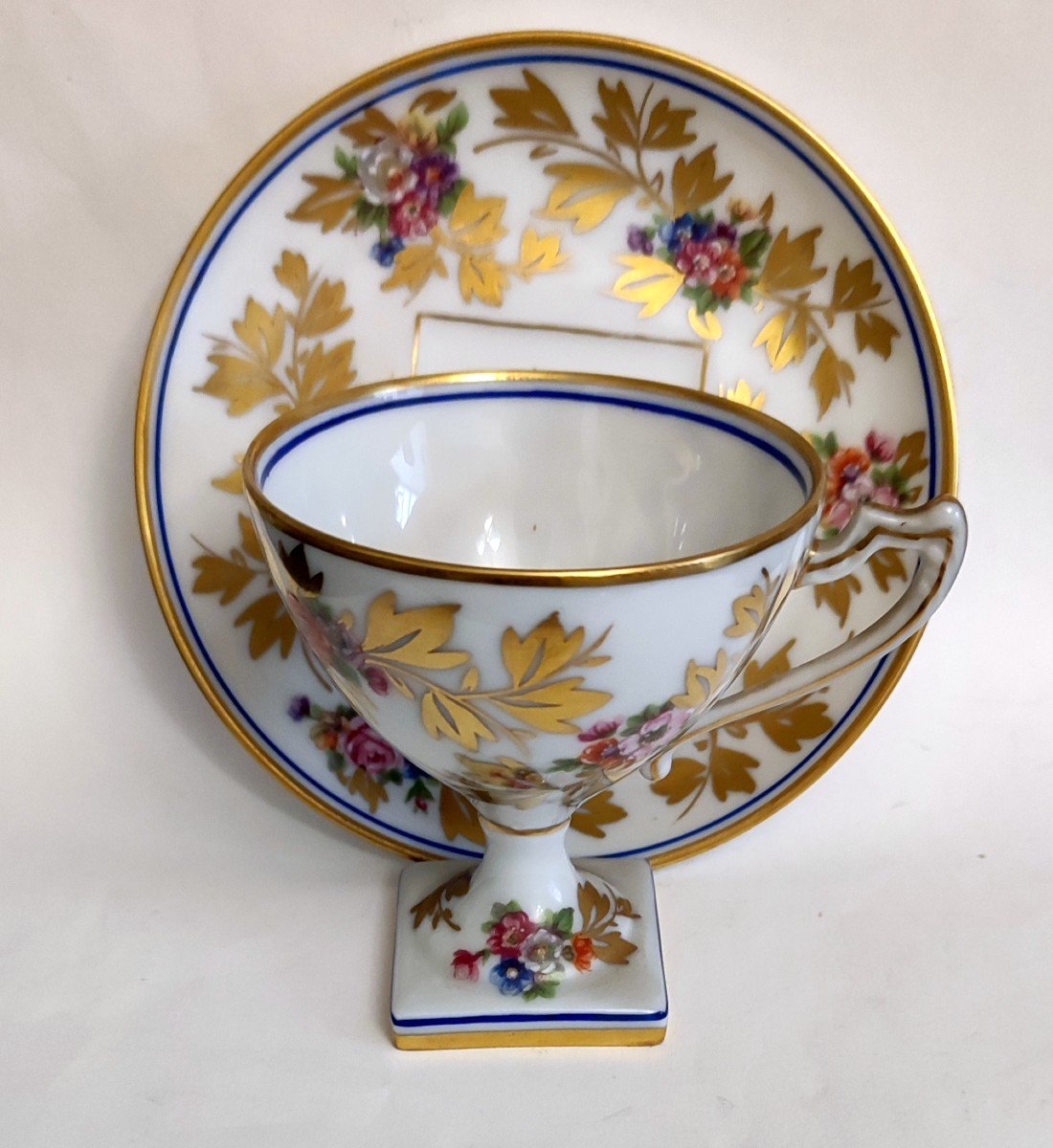 Tasse A Moka Sur Pied Porcelaine Limoges Signe Ribes Decor Floral Rehausse Email-photo-2