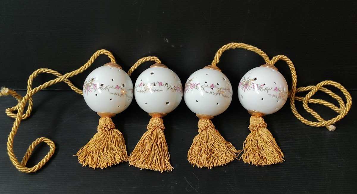 4 Boule d'Embrasse De Rideau Porcelaine Limoges Decor Guirlande Liseron Et Flo Style Louis XVI