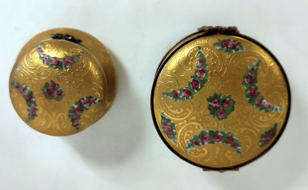 2 Boite A Pilules Decor Floral Incrustation Or Peint Main Porcelaine Limoges G.ribierre-photo-2