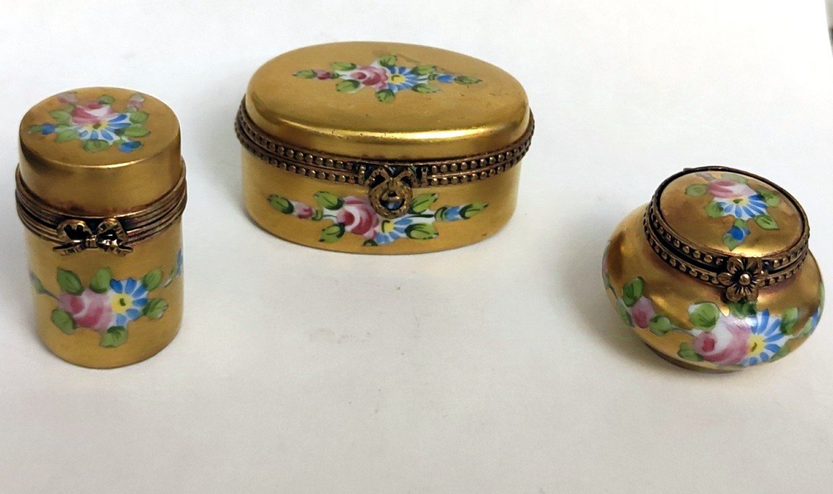 2 Boite A Pilules Decor Floral Incrustation Or Peint Main Porcelaine Limoges G.ribierre-photo-3