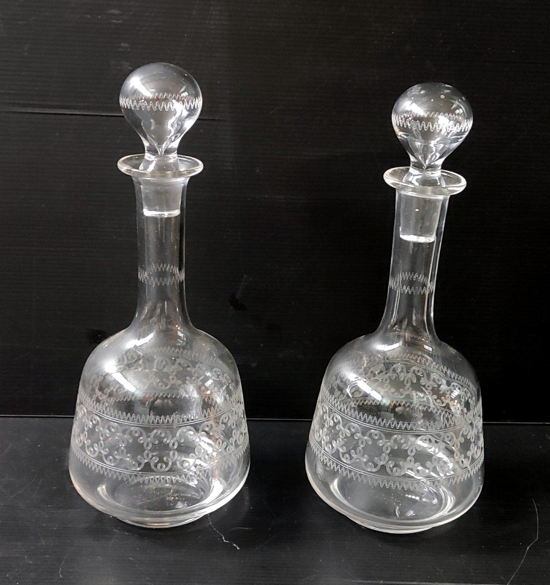 Paire De Carafe Cristal Grave Cristalleries De Portieux Decor Pompei Ancien