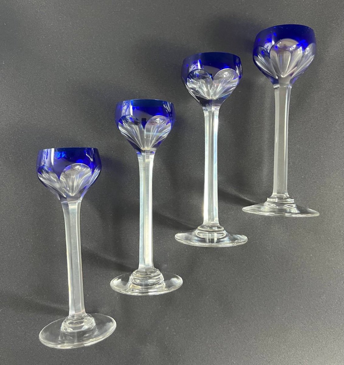 Saint Louis: Partie De Service En Cristal Overlay Bleu. Carafe + 12 Verres-photo-1