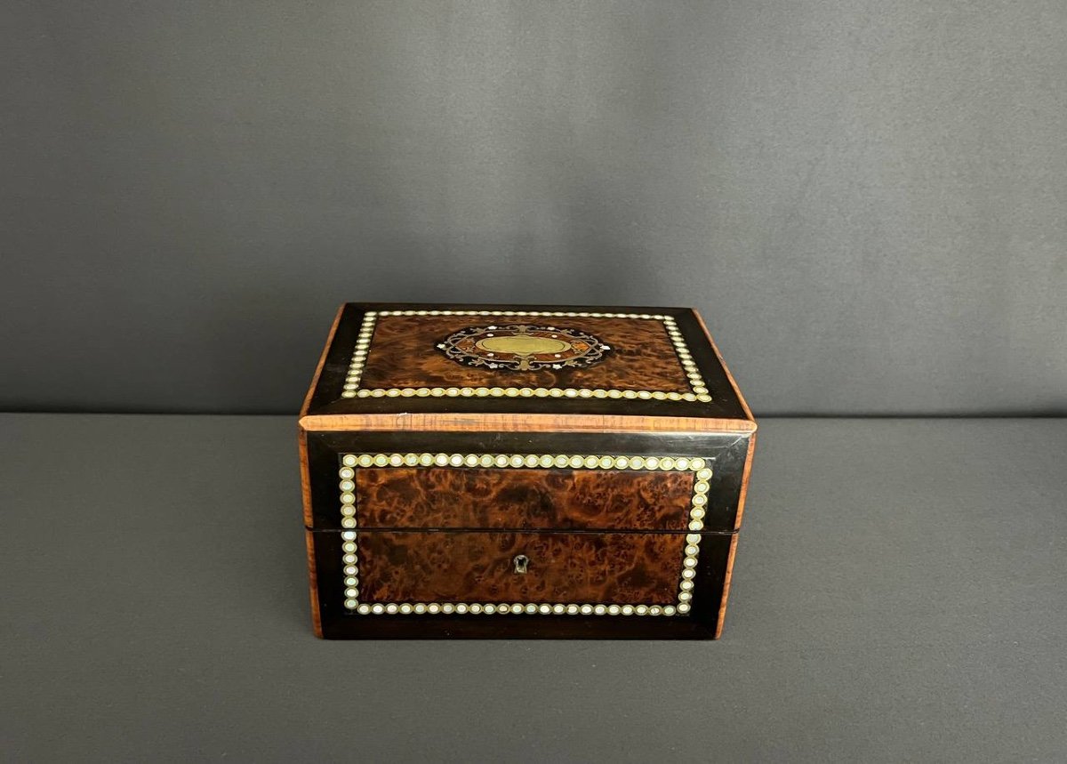 Rectangular Mahogany Veneer Jewelry Box