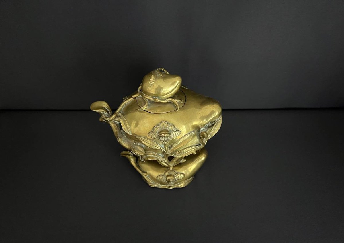 Bronze Incense Burner, In The Shape Of A Peach Of Longevity-photo-4