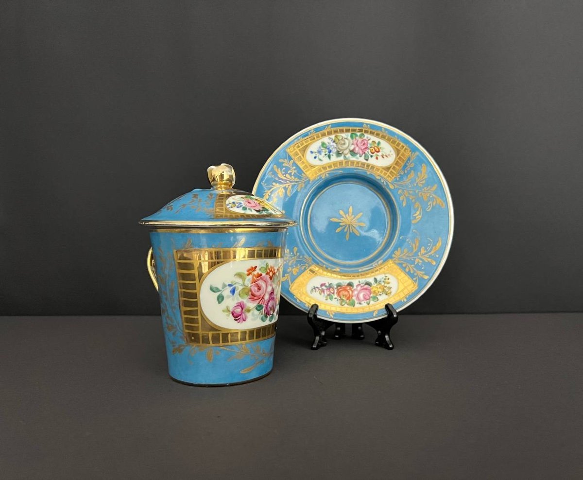 Trembleuse Cup With Its Saucer In Porcelain. In The Taste Of Sevres, 19th Century-photo-3