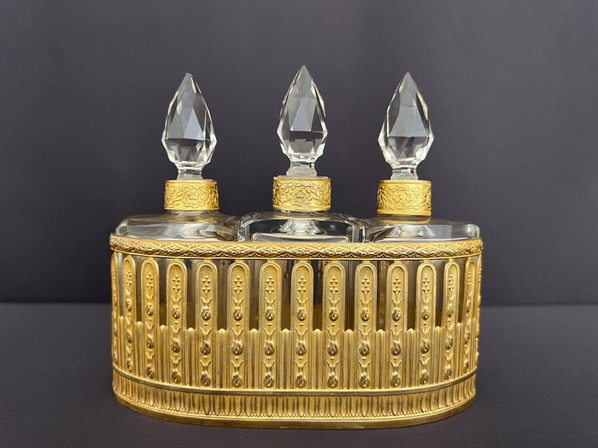 19th Century Scent Bottle In Gilded Brass And Crystal