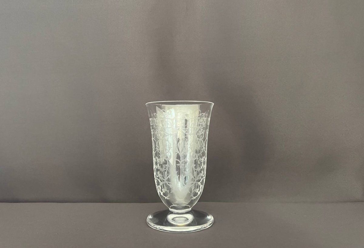 Baccarat. Crystal Vase With Engraved Foliage Decor, Michelangelo Model. H 16 Cm-photo-4