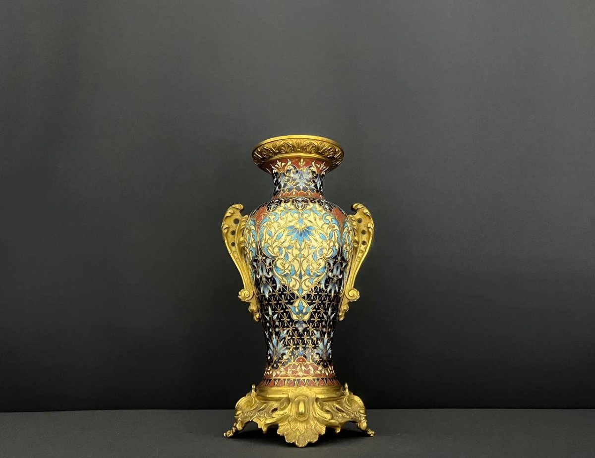 Vase En Bronze Doré Et émail Cloisonné. Vers 1900