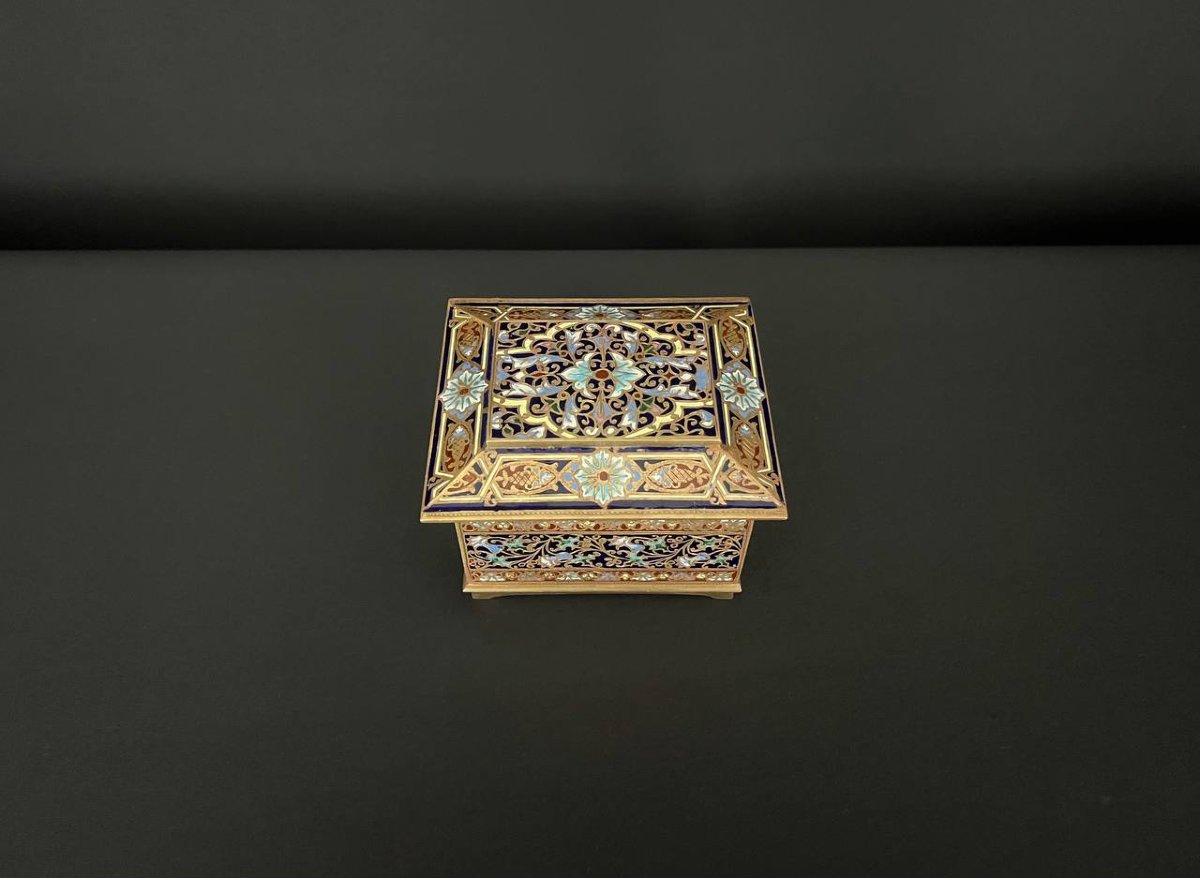 Magnificent Box In Gilded Brass And Cloisonné Enamel-photo-4