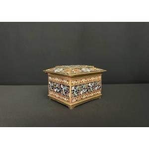 Magnificent Box In Gilded Brass And Cloisonné Enamel