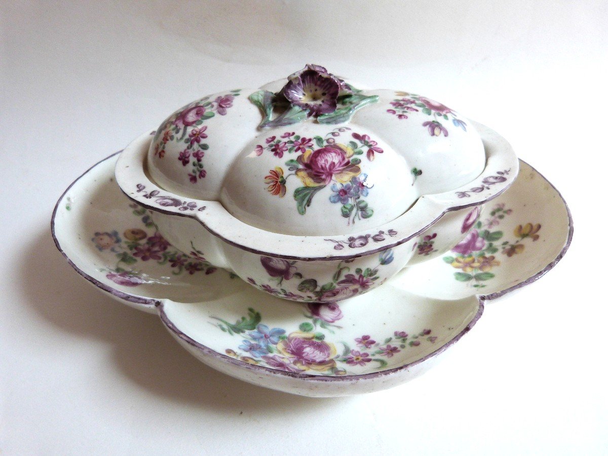 Sugar Bowl In Soft Porcelain From Mennecy 18th Century Duchy Of Villeroy 