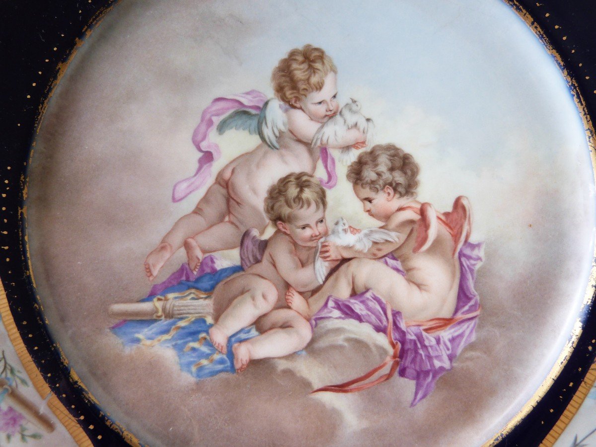 Pair Of Paris Porcelain Plates, Sèvres Style, 19th Century, Decorated With Cupids-photo-2