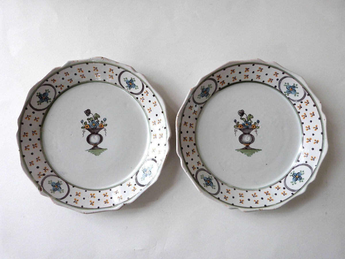 Pair Of 18th Century Plates In Nevers Or La Rochelle Earthenware