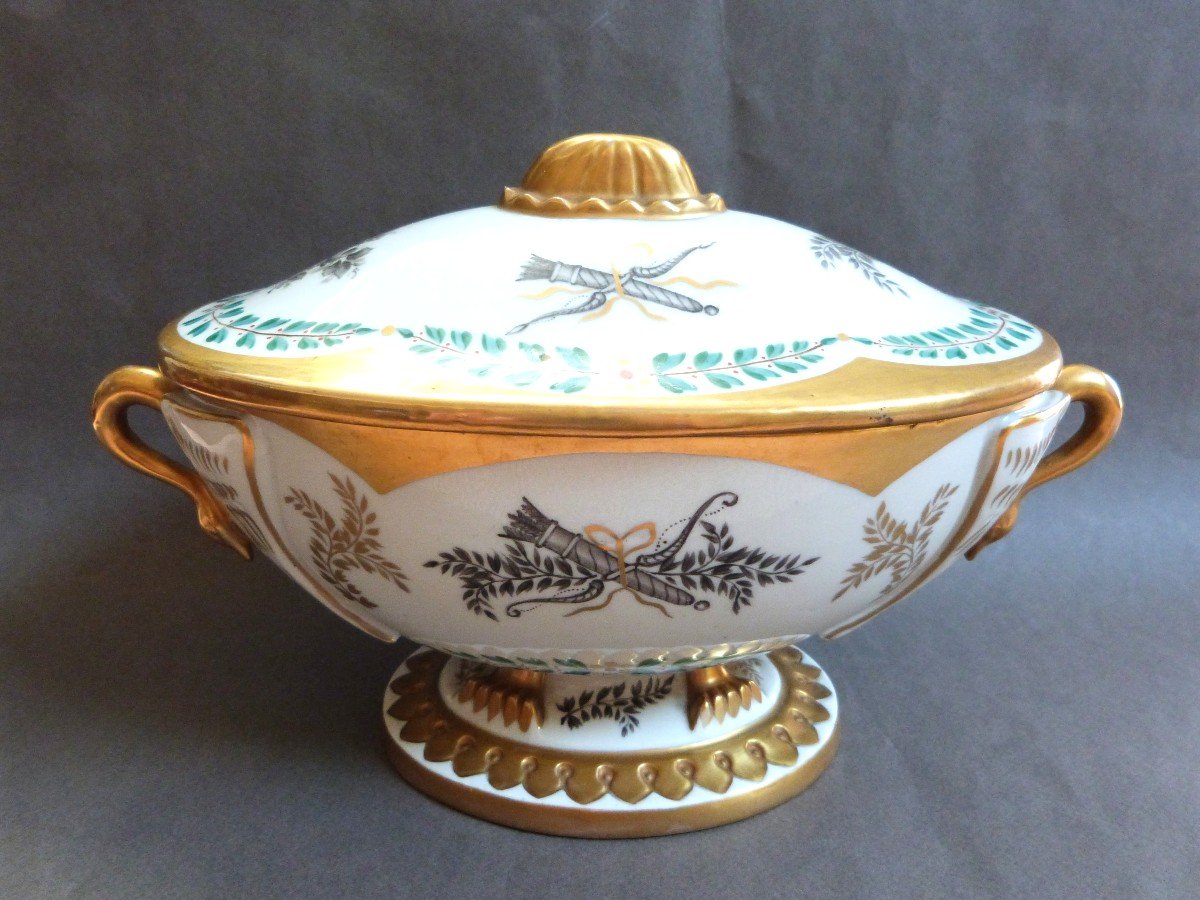 Empire Style Porcelain Covered Pot Grisaille Decor