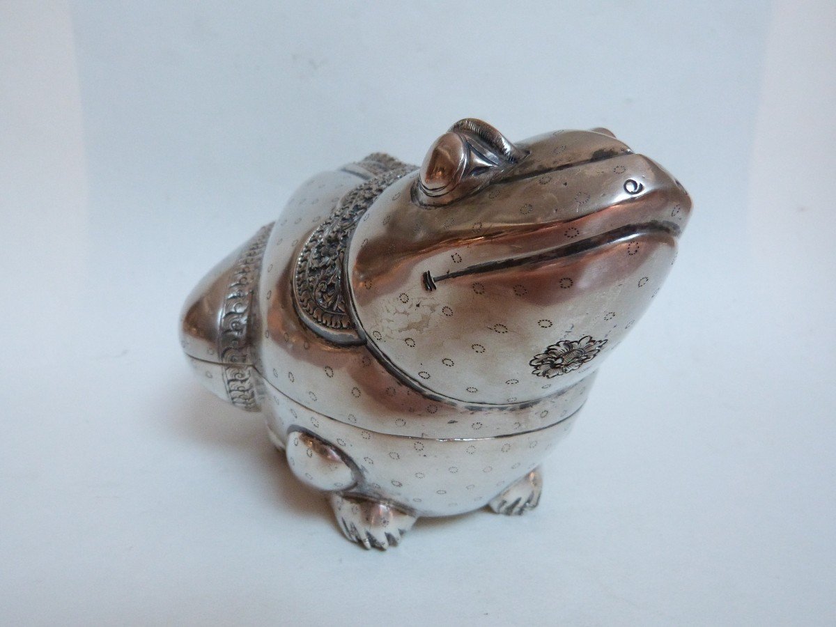 Cambodia Large Rare Solid Silver Betel Box Frog Shape -photo-3