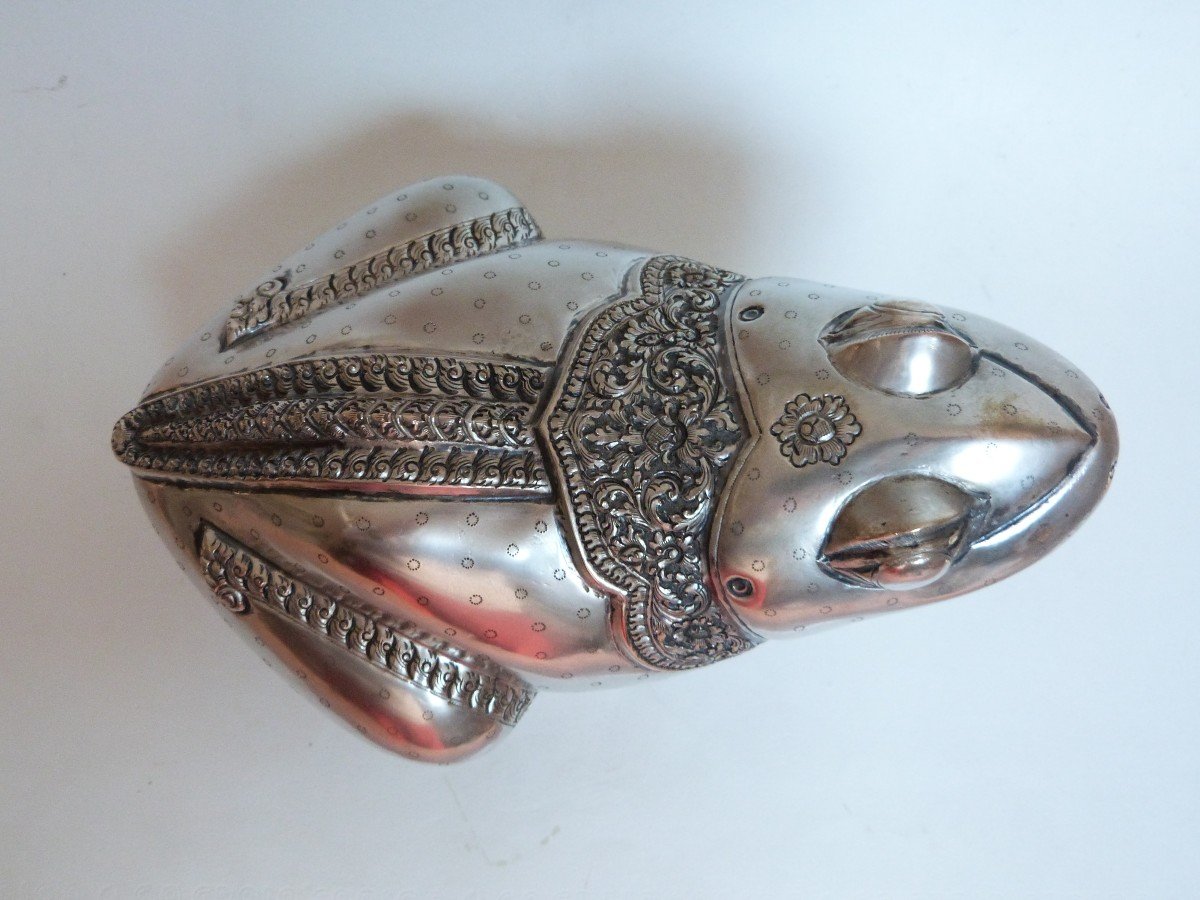 Cambodia Large Rare Solid Silver Betel Box Frog Shape -photo-2