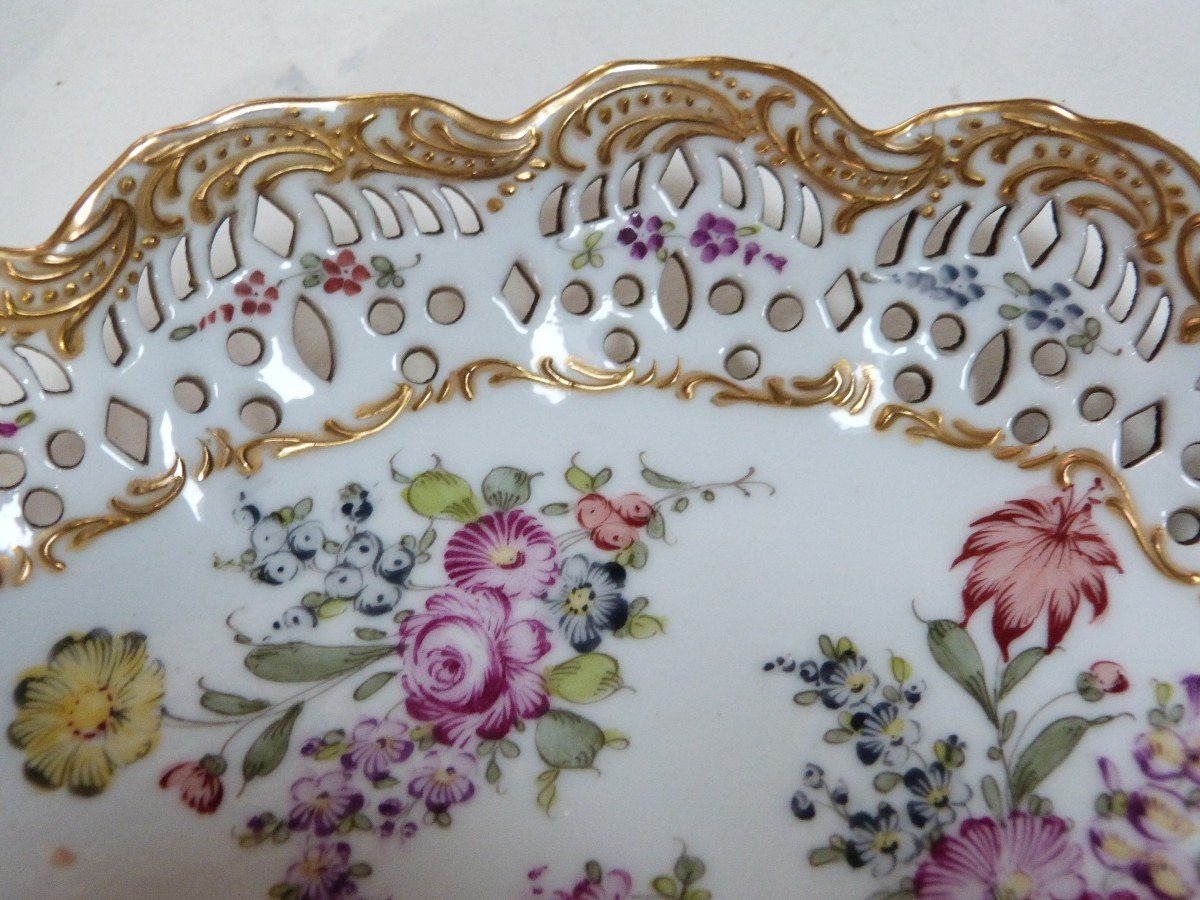 Pair Of Openwork Porcelain Dishes 18th Century Belgium - Germany -photo-2